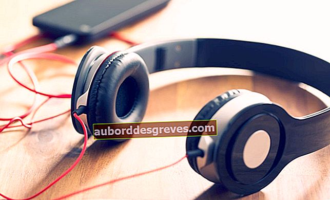 7 tips untuk membersihkan headphone dan earphone Anda