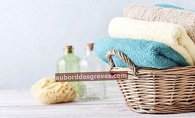 Quando dovresti lavare i tuoi asciugamani da bagno?